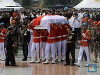 Menteri Jokowi Kenang Habibie: Bangun Konektivitas & Industri
