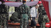 Sementara itu Ilham Akbar, putra Habibie yang mewakili keluarga memberikan ucapan perpisahan, menyampaikan pesan Habibie bahwa ayahnya menginginkan agar persatuan Indonesia tetap dijaga. (CNN Indonesia/Adhi Wicaksono)