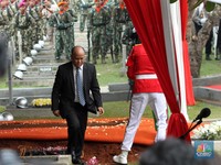 Ilham Akbar Habibie: Bapak Setiap Hari Tahlilan untuk Ibu