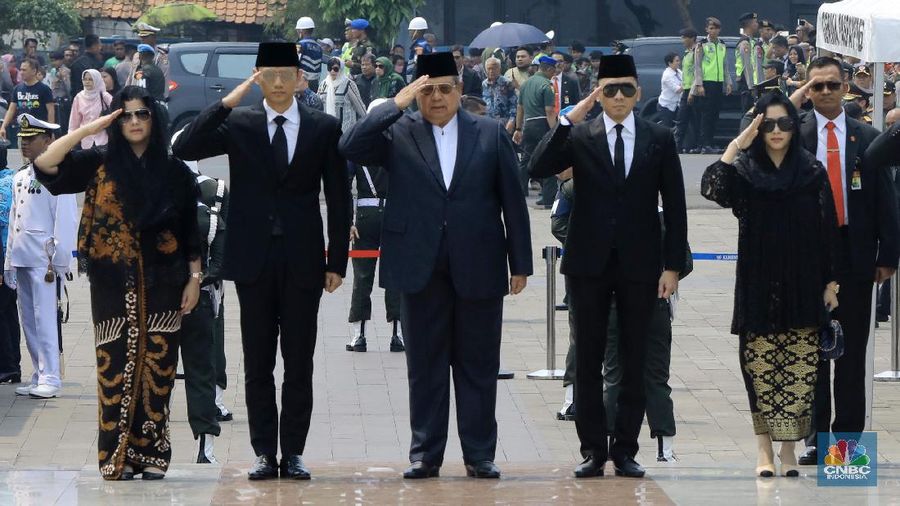 BJ Habibie wafat dalam usia 83 tahun di RSPAD Gatot Soebroto, Jakarta Pusat, Rabu (11/9/2019) pukul 18.05 WIB.