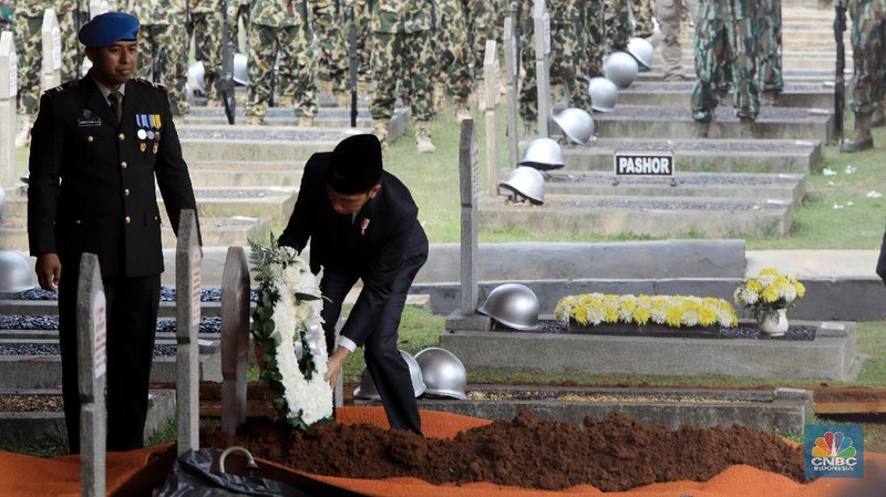 BJ Habibie wafat dalam usia 83 tahun di RSPAD Gatot Soebroto, Jakarta Pusat, Rabu (11/9/2019) pukul 18.05 WIB.