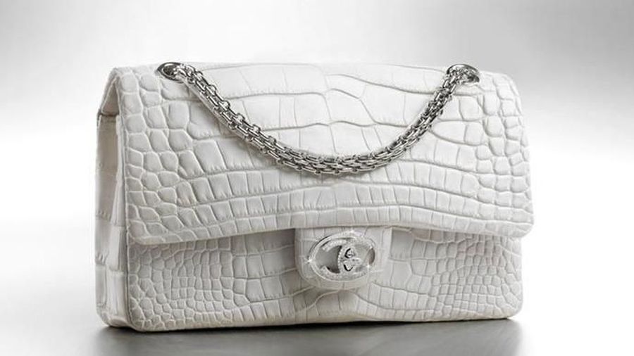 Chanel Diamond Forever Classic (Luxos.com)
