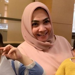 Tak Kalah dengan Anak, Ini Rantai Bisnis Ibu Nagita Slavina