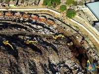 Gunungan Sampah Bantargebang (CNBC Indonesia/Andrean Kristianto)