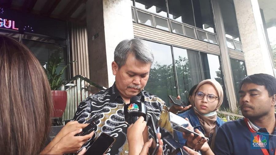 Pemerintah masih pusing soal urusan ampas smelter, salah satu kendalanya ada di soal perizinan