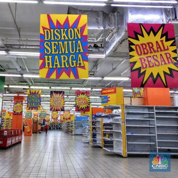 Bakal Tutup Gerai, Ini Suasana Giant Poins Square