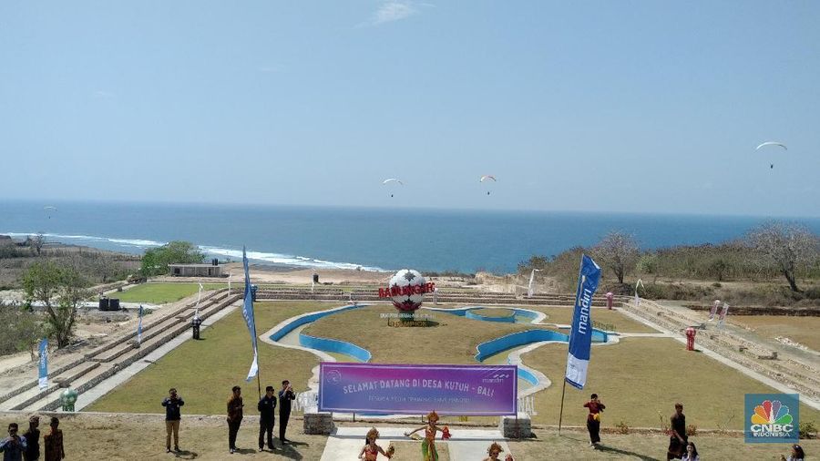 Keunikan Desa Kutuh