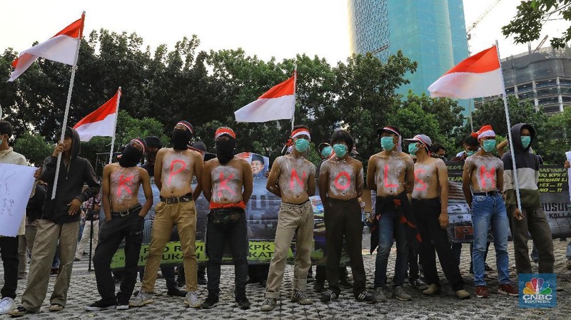 Demo susulan terjadi lagi di depan gedung Komisi Pemberantasan Korupsi (KPK)