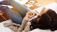 Kenapa Jeans Terasa Kaku Saat Duduk? Cek Bahan dan Potongannya Sebelum Checkout