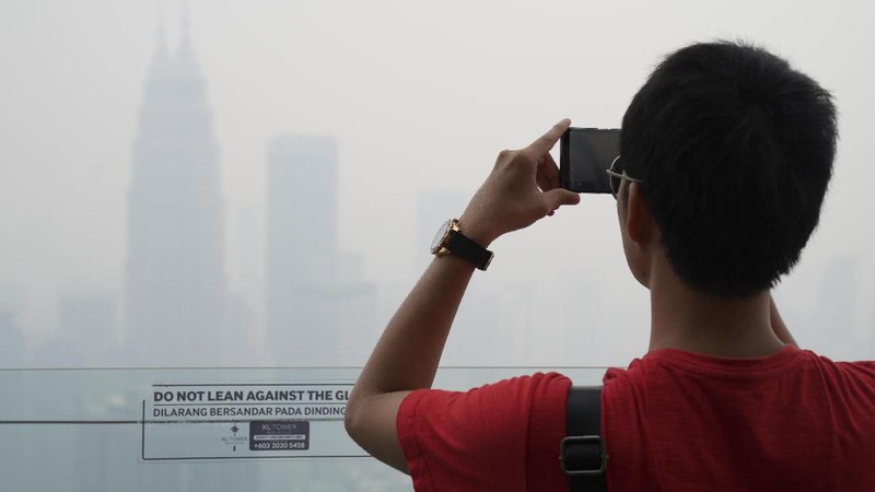 Asap kebakaran hutan sampai Malaysia