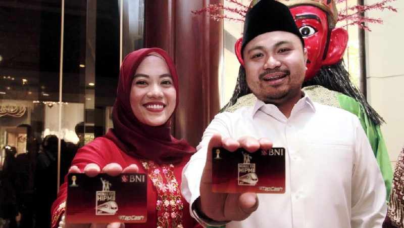 Sebagai salah satu pendukung acara, BNI turut meluncurkan Kartu BNI TapCash edisi khusus untuk transaksi non tunai para peserta.