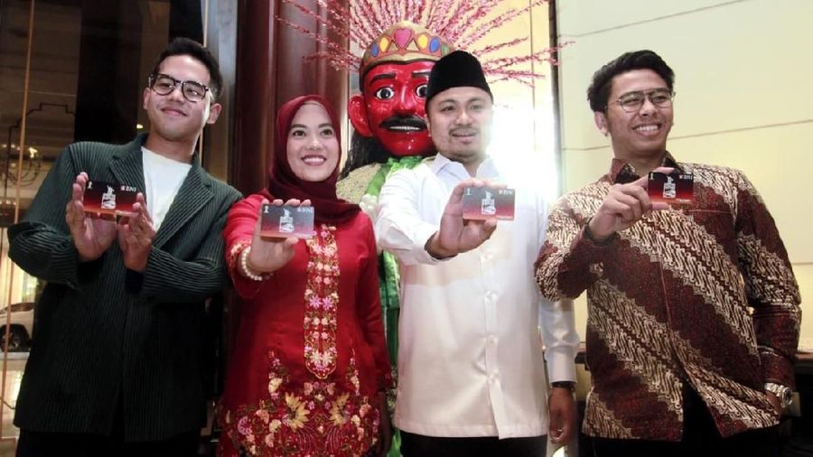Sebagai salah satu pendukung acara, BNI turut meluncurkan Kartu BNI TapCash edisi khusus untuk transaksi non tunai para peserta.