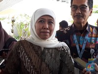 Batal Cawapres, Khofifah Masih Diperebutkan Ganjar & Anies