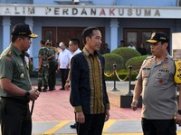 Pesan Jokowi ke Menteri Usai Menpora Tersangka: Hati-Hati!
