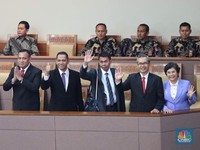 Ini Wajah Ceria Firli Cs Saat Disahkan DPR Jadi Pimpinan KPK