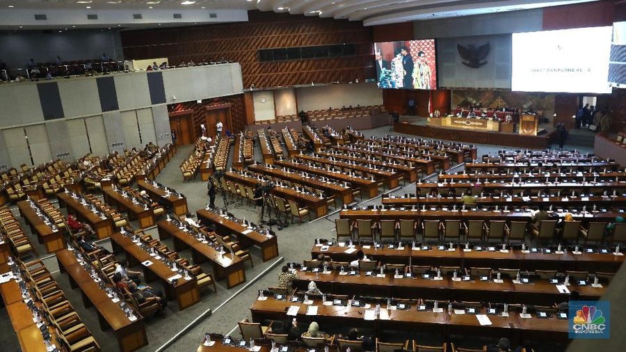 RUU SDA akhirnya disahkan oleh DPR dan disetujui oleh pemerintah, setelah sempat alot pembahasannya.