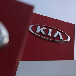 Kia Tiba-Tiba Recall Hampir 3.000 Mobil Carnival, Ada Apa?