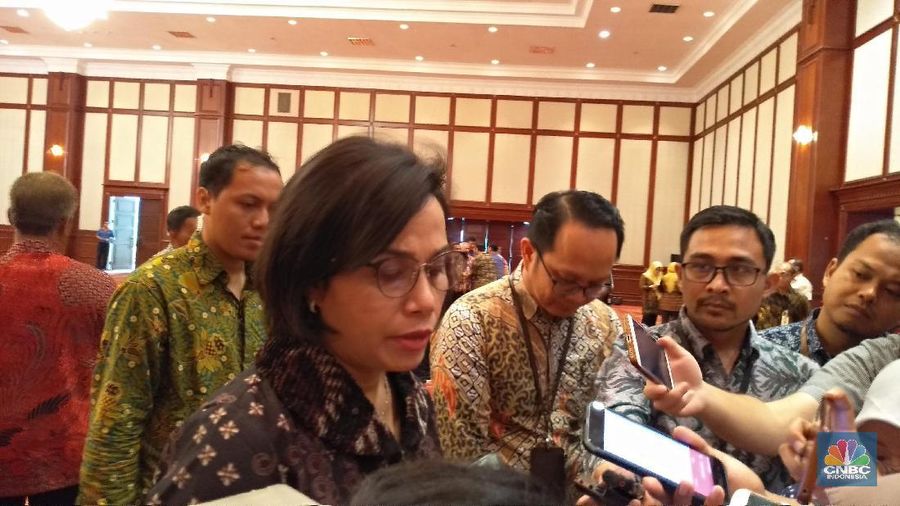 Asian Development Bank (ADB) berkomitmen untuk menaikkan anggaran pinjaman kepada Indonesia.