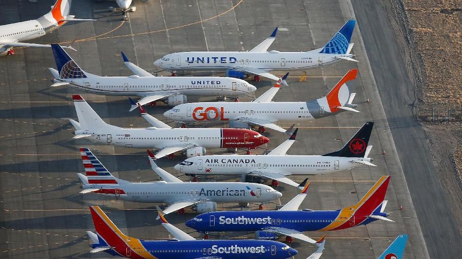 American Airlines Group memperpanjang pembatalan penerbangan Boeing 737 MAX hingga 15 Januari.