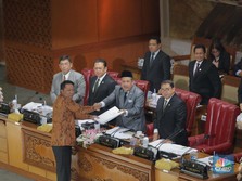 Hanya Dihadiri 80 Anggota, DPR Sahkan Revisi UU KPK