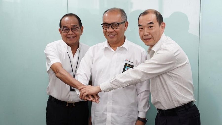 PT Hutama Karya resmi menggarap mega proyek senilai Rp 3,7 triliun di kilang minyak milik PT Pertamina (Persero) di Lawe-Lawe.