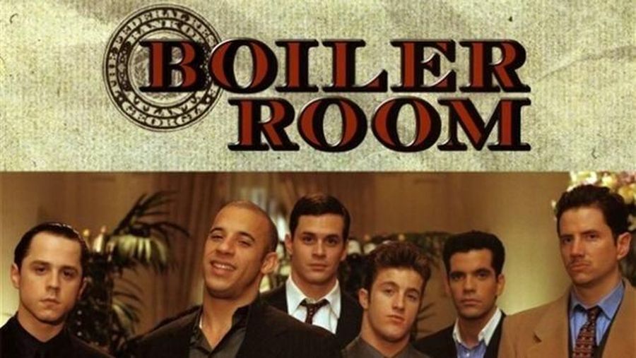 Uang telah menjadi subjek banyak film sepanjang tahun, dan Hollywood telah menciptakan beberapa film tentang hasilkan uang, dengan Wall Street menjadi sorotan.