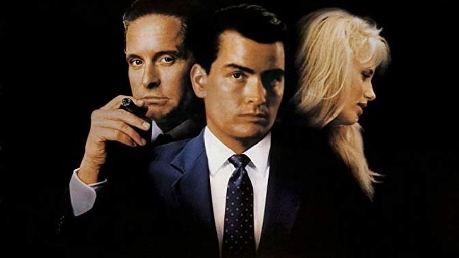 Uang telah menjadi subjek banyak film sepanjang tahun, dan Hollywood telah menciptakan beberapa film tentang hasilkan uang, dengan Wall Street menjadi sorotan.