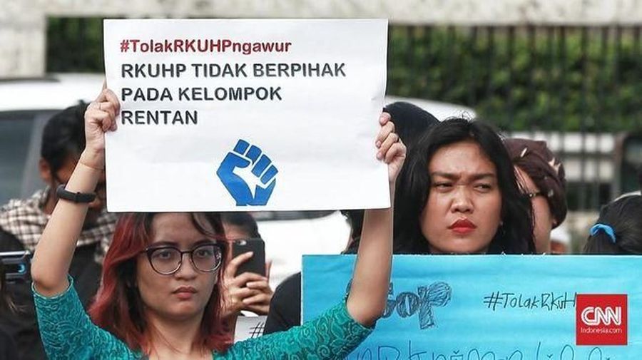 DPR mengatakan RKUHP tidak jadi disahkan besok, tapi DPR masih ada tiga paripurna lagi sampai 30 September