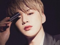 Kang Daniel Resmi Jadi Model Kosmetik Paris, Givenchy Beauty
