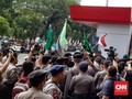 Demo Tolak RUU KPK dan Firli, Massa HMI Bentrok dengan Polisi