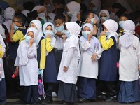 Terungkap! Ini Alasan Orang Asia Suka Pakai Masker