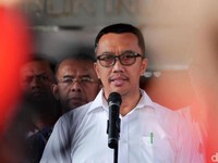 Nyatakan Mundur, Imam Nahrawi Minta Maaf Kepada Jokowi-JK