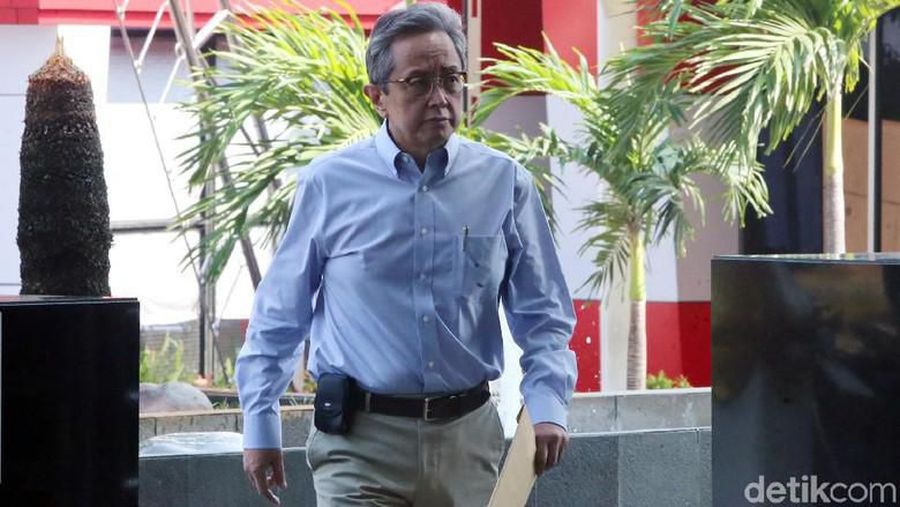 Wakil Presiden Komisaris PT Bank CIMB Niaga Tbk. (BNGA), Glenn M.S Yusuf mengundurkan diri.