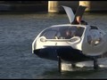 VIDEO: Paris Uji Alat Transportasi Baru, Taksi Air