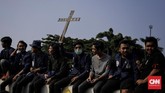 Aksi demo ini menghasilkan sejumlah kesepakatan. Salah satunya adalah kesediaan DPR menerima elemen sipil seperti dosen dan mahasiswa untuk membahas lebih lanjut soal RUU KPK dan RKUHP. (CNN Indonesia/Adhi Wicaksono)