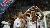 Angel Di Maria menggandakan keunggulan PSG menjadi 2-0 di menit ke-33. Di Maria melepaskan tendangan dari luar kotak penalti yang tidak mampu dijangkau oleh Thibaut Courtois. (AP Photo/Francois Mori)