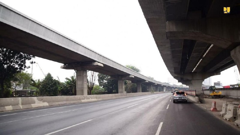 Progres konstruksi tol sepanjang 36,4 Km tersebut saat ini sudah mencapai 96,5%.