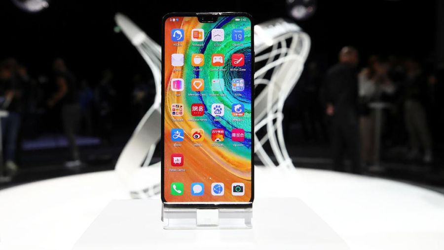 Huawei meluncurkan Mate 30 dan Mate 30 Pro yang jadi kontroversial karena Google mengatakan tidak memungkinkan gawai tersebut mendapat lisensi Google
