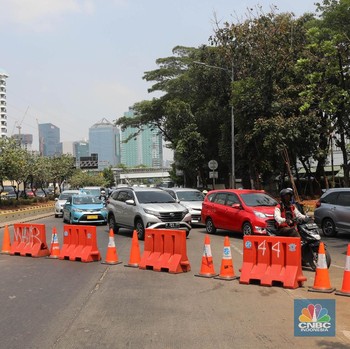 Antisipasi Demo, Jalan Depan di Gerbang Utama DPR/MPR Ditutup