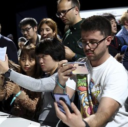 Ini Huawei Mate 30 Pro, Penantang iPhone 11 Tanpa Gmail Cs