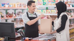 Generasi 90-an Pasti Kangen Belanja di Toko Kelontong