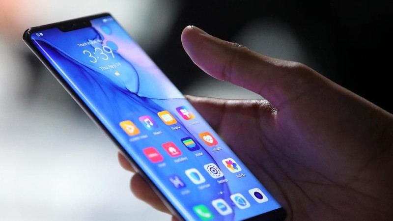 Huawei meluncurkan Mate 30 dan Mate 30 Pro yang jadi kontroversial karena Google mengatakan tidak memungkinkan gawai tersebut mendapat lisensi Google