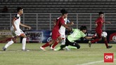 Setelah unggul 2-0 di babak pertama, Timnas Indonesia U-16 tampil lebih agresif di babak kedua dan berhasil mencetak enam gol tambahan. (CNNIndonesia/Safir Makki)