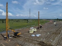 Hutama Karya Gunakan Vakum Bangun Tol Sumatera, untuk Apa?