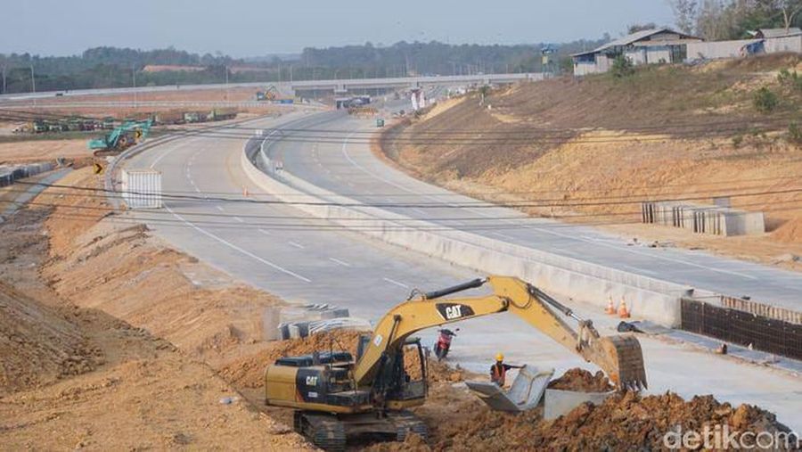 Dari 223 jumlah proyek strategis di bawah pemerintahan Presiden Jokowi, hingga akhir 2019 ditargetkan bisa terealisasi 46%.