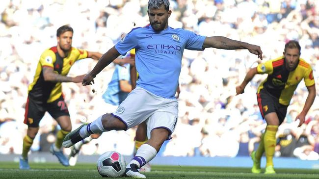 Aguero Sebut Lawan MU Lebih Bergengsi Daripada Liverpool