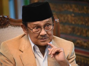 Jejak Politik BJ Habibie, Teknokrat Pemersatu Cendekiawan Muslim Indonesia