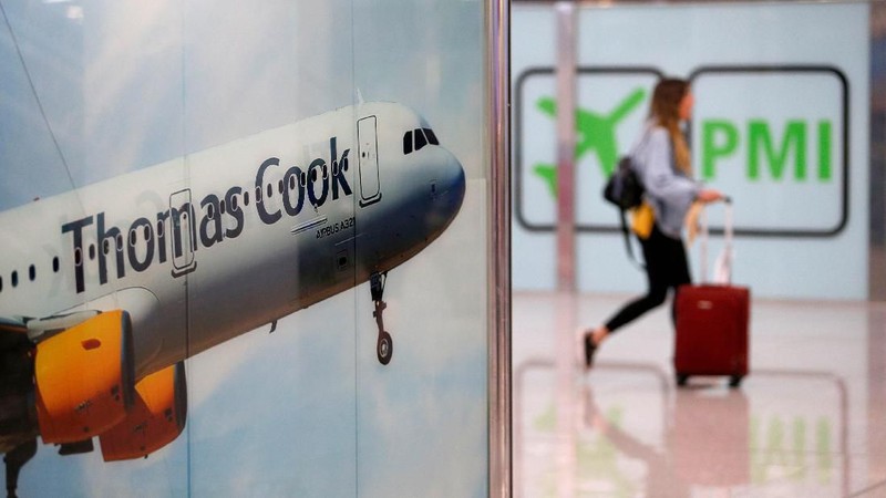 Salah satu operator tur paling terkenal di dunia Thomas Cook bangkrut