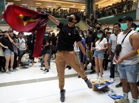 Anak Berusia 13 Tahun Ditangkap Karena Protes di Hong Kong