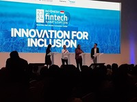 Bos OJK Soal P2P Lending: Ada Customer Ngutang ke 20 Fintech